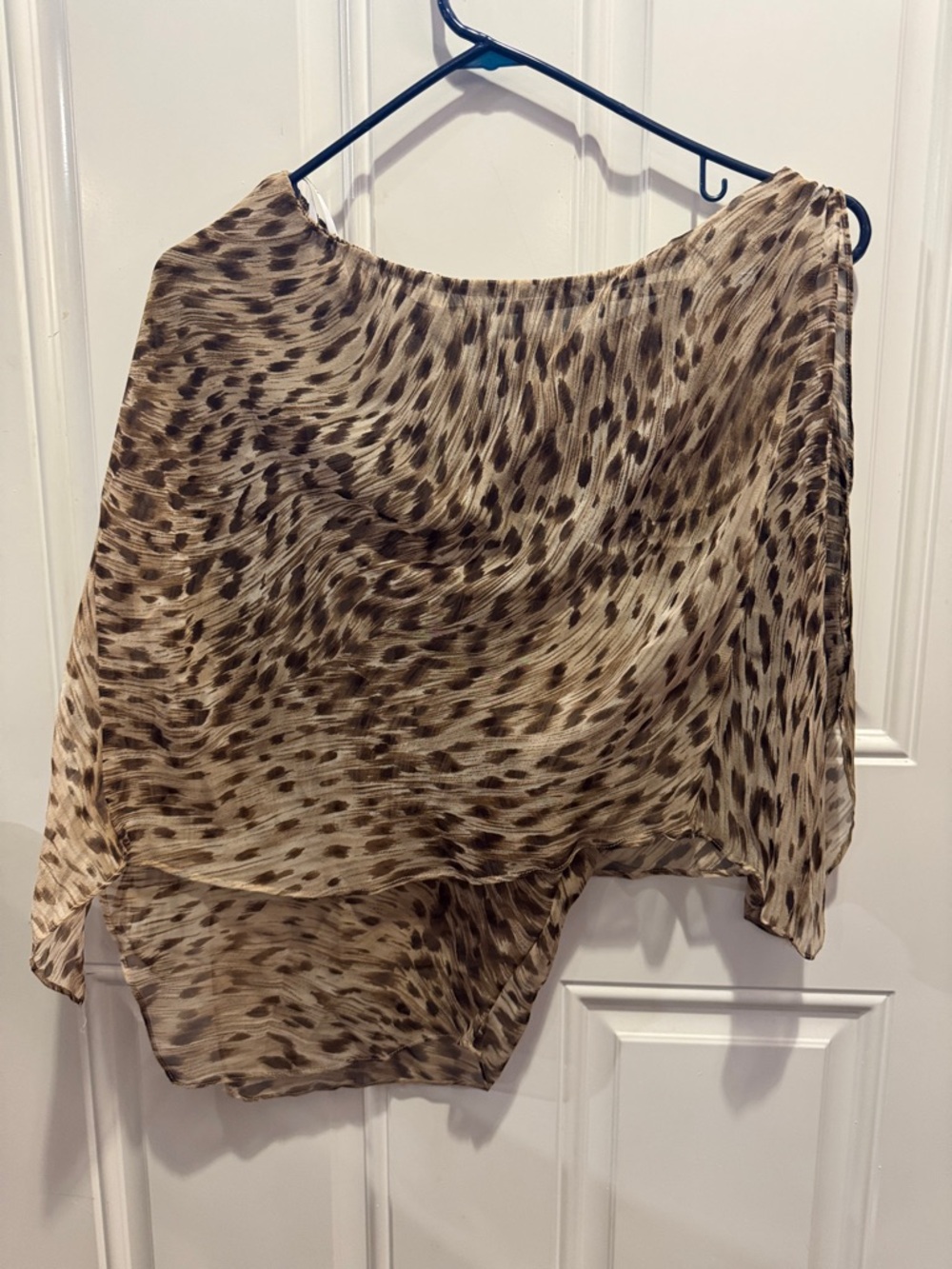 Karina Grimaldi One-Shoulder Animal 100% Silk Drape Handkerchief Blouse $225.00 - Picture 8 of 9